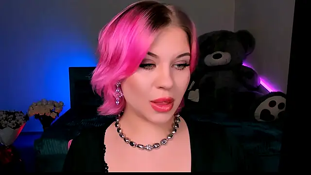 Snapshot of evaharve chatting on January 18, 6:10 pm evaharve online show from January 18, 6:10 pm