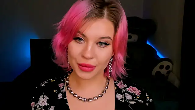 Snapshot of evaharve chatting on February 1, 5:18 am evaharve online show from February 1, 5:18 am