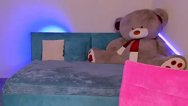 Snapshot of evaharve chatting on February 22, 7:56 am evaharve online show from February 22, 7:56 am