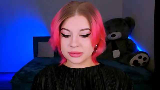 Snapshot of evaharve chatting on February 23, 5:23 am evaharve online show from February 23, 5:23 am