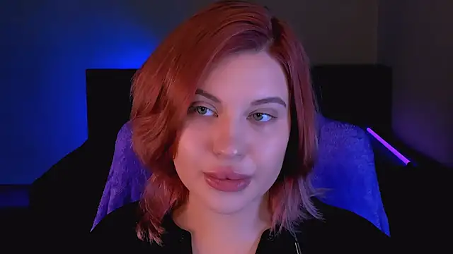 Snapshot of evaharve chatting on October 1, 5:24 am evaharve online show from October 1, 5:24 am