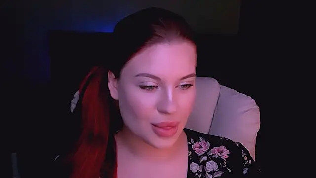 Snapshot of evaharve chatting on March 12, 9:21 pm evaharve online show from March 12, 9:21 pm