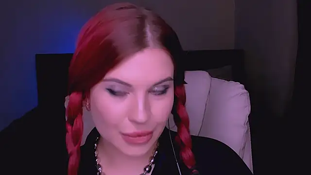 Snapshot of evaharve chatting on April 11, 12:48 am evaharve online show from April 11, 12:48 am