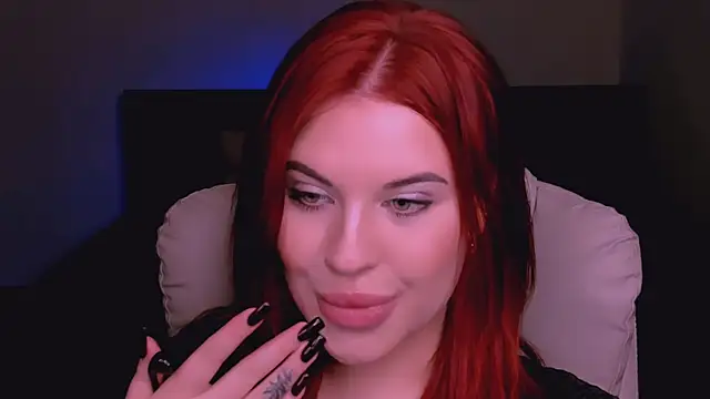 Snapshot of evaharve chatting on April 15, 8:09 pm evaharve online show from April 15, 8:09 pm