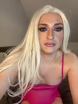 littlebambi26 online show from April 30, 9:08 pm