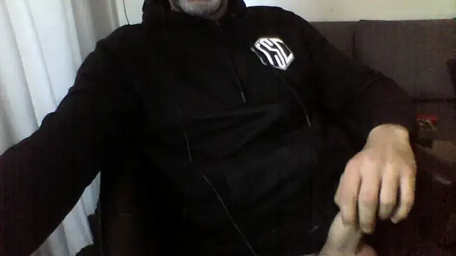 Snapshot of Avamereandmikel chatting on January 4, 2:56 pm Avamereandmikel online show from January 4, 2:56 pm