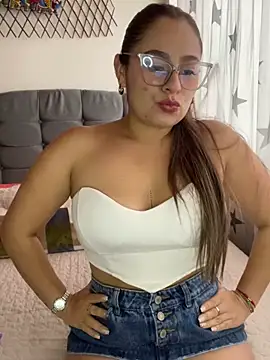 Gabriela-Parker  online show from December 23, 1:35 pm