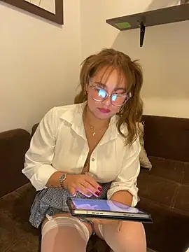 Gabriela-Parker  online show from January 10, 9:20 pm