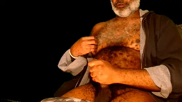 sinnernoir online show from January 13, 9:30 am