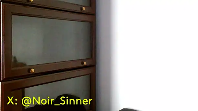 sinnernoir online show from May 6, 12:43 pm