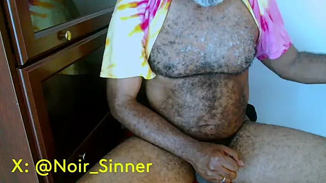 sinnernoir online show from May 18, 1:06 pm
