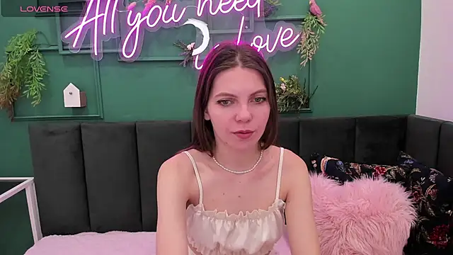 Snapshot of marie_reyes_ chatting on December 22, 1:34 am marie reyes  online show from December 22, 1:34 am