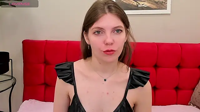 Snapshot of marie_reyes_ chatting on March 12, 1:36 am marie reyes  online show from March 12, 1:36 am