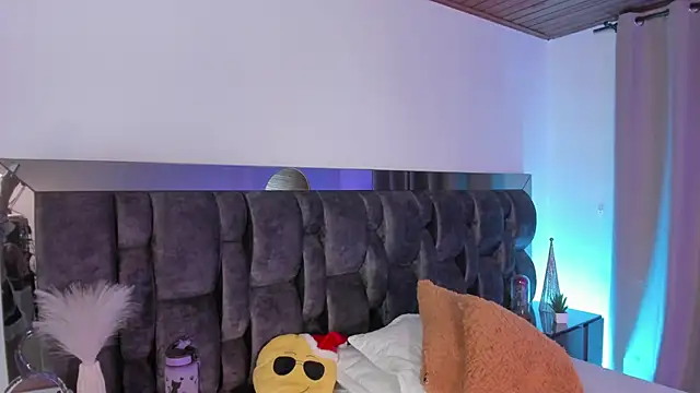 CarolHorny 1 online show from December 22, 2:08 am