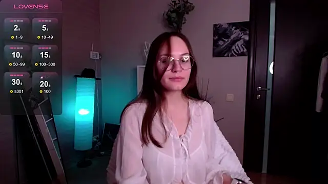 Snapshot of Lilly_Soulmate chatting on December 27, 1:53 am Lilly Soulmate online show from December 27, 1:53 am