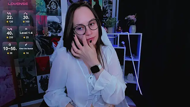 Snapshot of Lilly_Soulmate chatting on January 13, 1:56 am Lilly Soulmate online show from January 13, 1:56 am