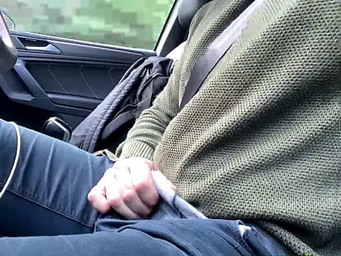 Snapshot of ItalStall chatting on October 11, 6:56 am ItalStall online show from October 11, 6:56 am