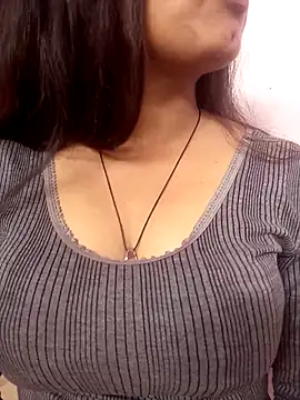 Snapshot of Cute-Anamika50 chatting on January 29, 7:57 am Cute-Anamika50 online show from January 29, 7:57 am