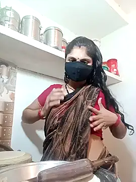 Snapshot of Cute-Aadhvita chatting on January 28, 1:49 pm Cute-Aadhvita online show from January 28, 1:49 pm