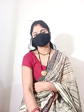 Snapshot of Cute-Aadhvita chatting on February 7, 11:55 pm Cute-Aadhvita online show from February 7, 11:55 pm