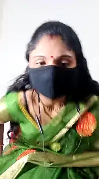 Snapshot of Cute-Aadhvita chatting on February 9, 9:05 am Cute-Aadhvita online show from February 9, 9:05 am