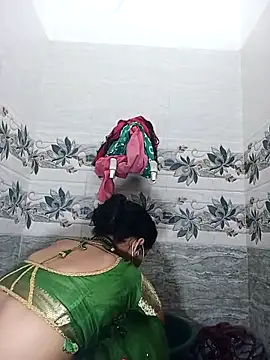 Snapshot of Cute-Aadhvita chatting on February 15, 7:38 am Cute-Aadhvita online show from February 15, 7:38 am