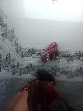 Snapshot of Cute-Aadhvita chatting on March 18, 8:14 am Cute-Aadhvita online show from March 18, 8:14 am