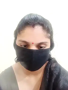 Snapshot of Cute-Aadhvita chatting on October 9, 12:41 am Cute-Aadhvita online show from October 9, 12:41 am