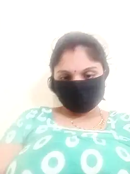 Snapshot of Cute-Aadhvita chatting on October 27, 6:01 pm Cute-Aadhvita online show from October 27, 6:01 pm