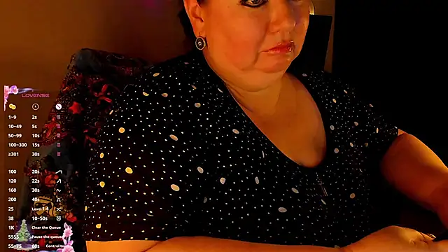 SexxyDreams1 online show from December 12, 9:08 am