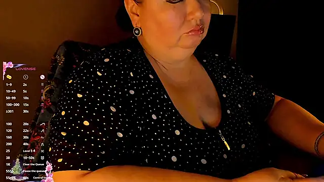SexxyDreams1 online show from December 13, 1:15 am