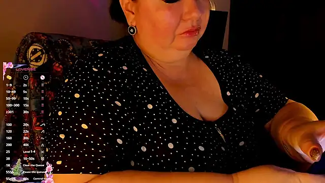 SexxyDreams1 online show from December 13, 5:16 am