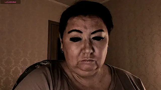 SexxyDreams1 online show from January 18, 8:45 pm