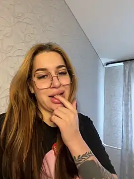 VikiDemi online show from September 28, 10:42 am