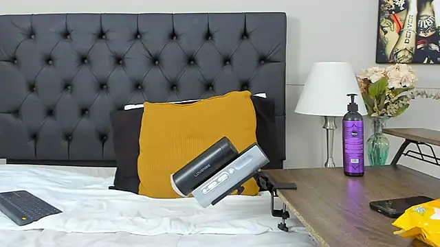 Robin Rief online show from February 21, 6:51 am