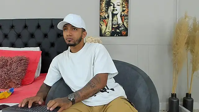 Robin Rief online show from March 23, 3:21 am