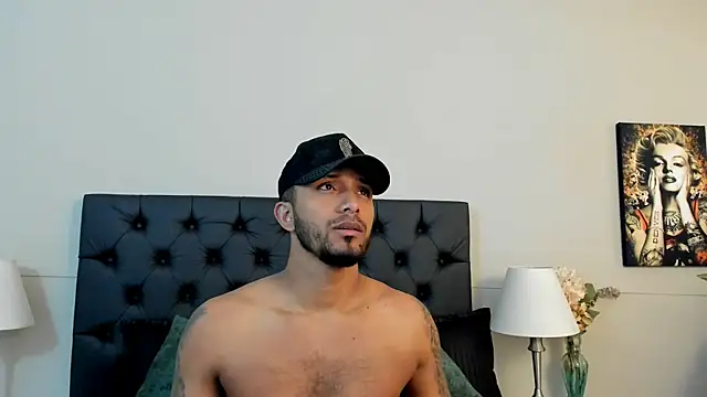 Robin Rief online show from September 16, 3:40 am