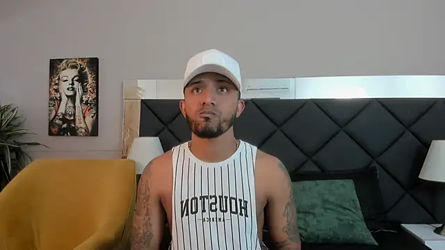 Robin Rief online show from November 8, 3:29 am