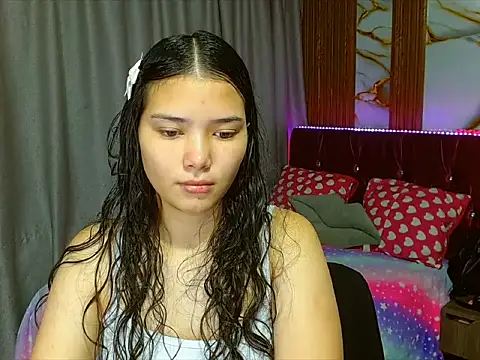 alissonwinx online show from July 27, 7:32 pm