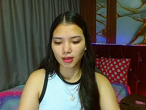 alissonwinx online show from August 9, 7:30 pm