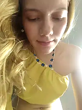 NicoleCut online show from January 17, 2:50 pm