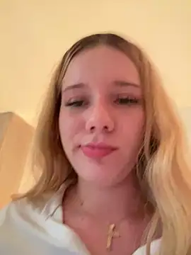 NicoleCut online show from February 25, 10:47 am