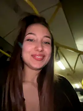 Snapshot of VelvetVixenI chatting on November 28, 5:26 pm VelvetVixenI online show from November 28, 5:26 pm