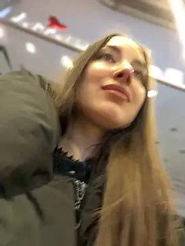 Snapshot of VelvetVixenI chatting on January 16, 5:06 pm VelvetVixenI online show from January 16, 5:06 pm