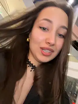 Snapshot of VelvetVixenI chatting on February 8, 5:16 pm VelvetVixenI online show from February 8, 5:16 pm