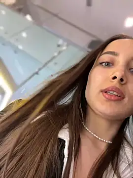 Snapshot of VelvetVixenI chatting on April 30, 4:46 pm VelvetVixenI online show from April 30, 4:46 pm