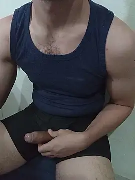 Snapshot of t0ny_cawk chatting on February 13, 10:11 am t0ny cawk online show from February 13, 10:11 am