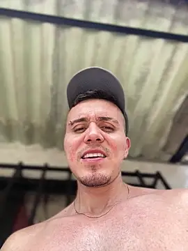 Snapshot of adam-rivera chatting on September 22, 4:20 pm adam-rivera online show from September 22, 4:20 pm