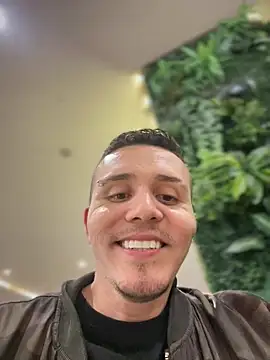 Snapshot of adam-rivera chatting on September 25, 2:04 am adam-rivera online show from September 25, 2:04 am