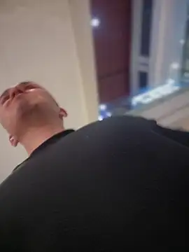 Snapshot of adam-rivera chatting on October 9, 10:52 pm adam-rivera online show from October 9, 10:52 pm